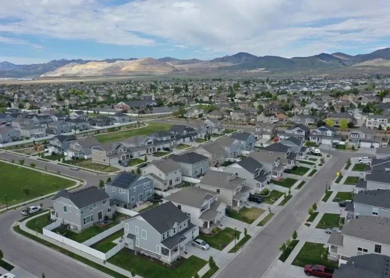 Residential neighborhood with mountains in the distance